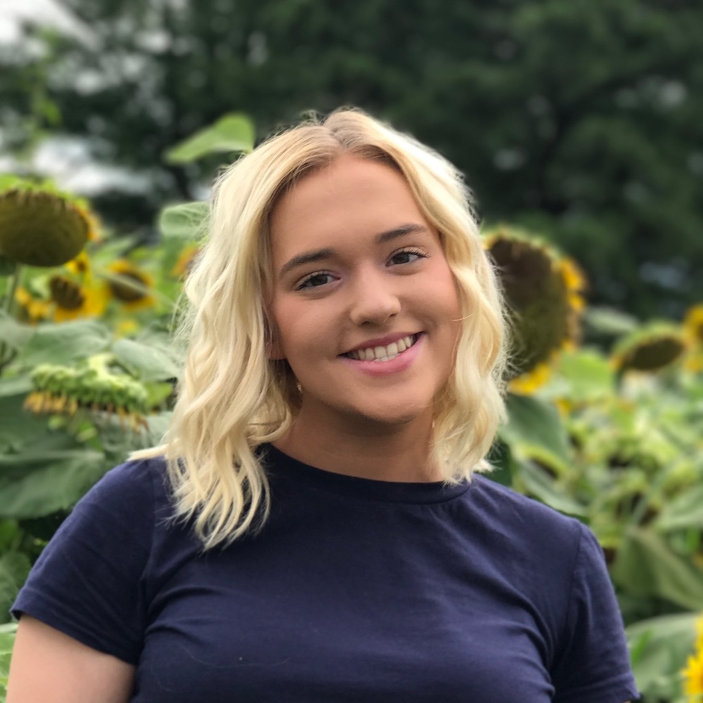 Meet your Posher, Emily